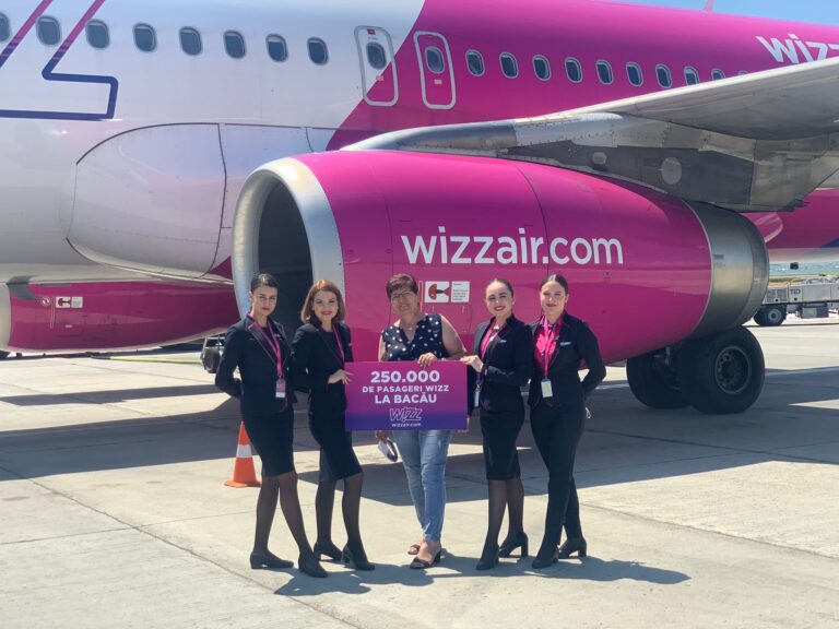 WIZZ AIR aniversează 250.000 de pasageri transportați de la Aeroportul Bacău