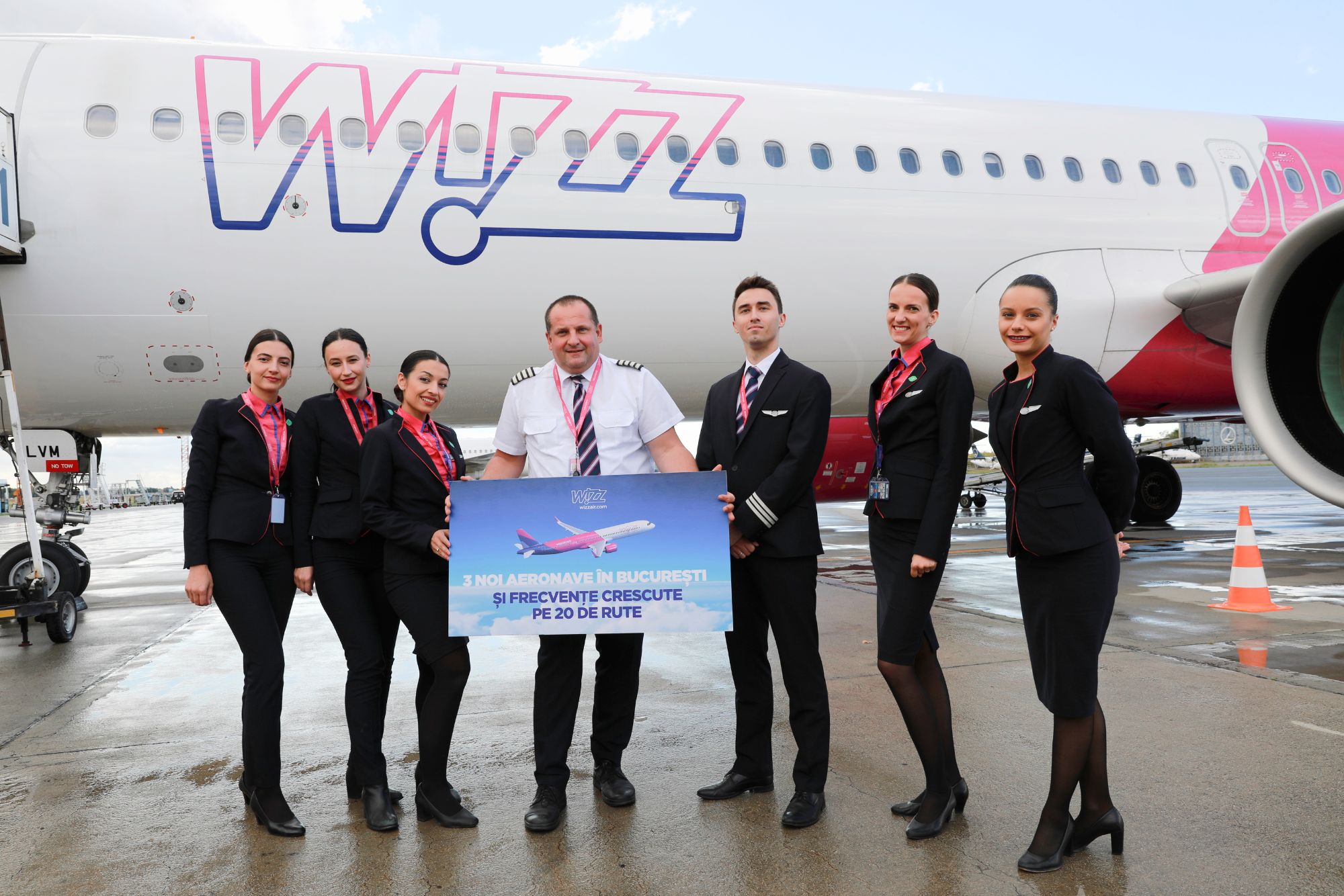 3 aeronave Airbus intră în serviciu în baza operațională din Otopeni a companiei Wizz Air