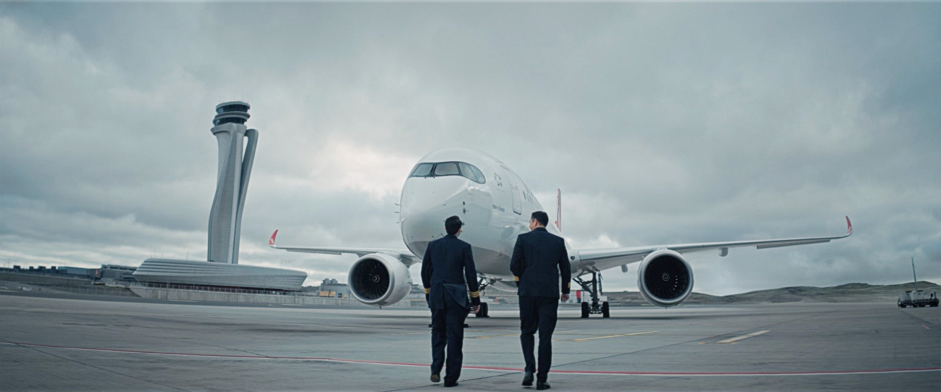 1920x800-TK-90-Yillik-Hayal-Film-Basin-Bulteni-06