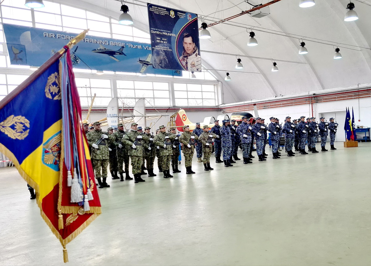 O zi importantă pentru noii elevi ai Școlii Militare de Maiștri Militari și Subofițeri a Forțelor Aeriene „Traian Vuia” Boboc