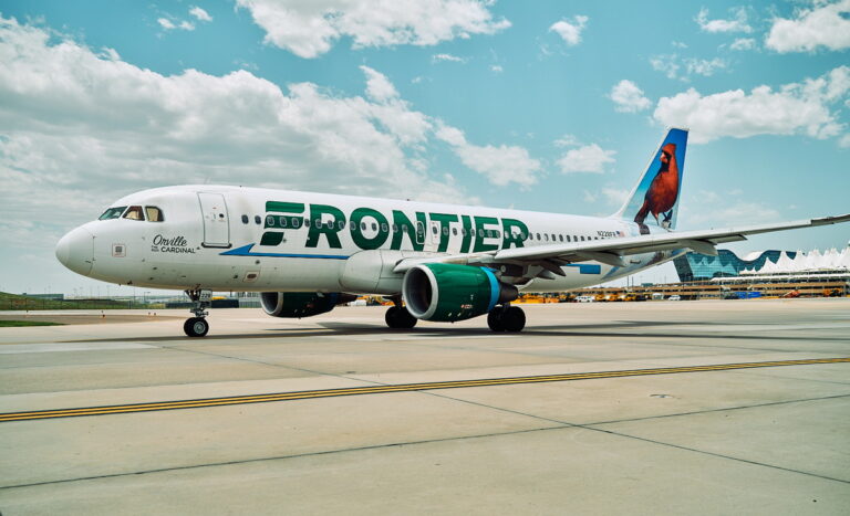 Noutăți în ultima săptămână de martie de la compania aeriană americană low cost Frontier Airlines