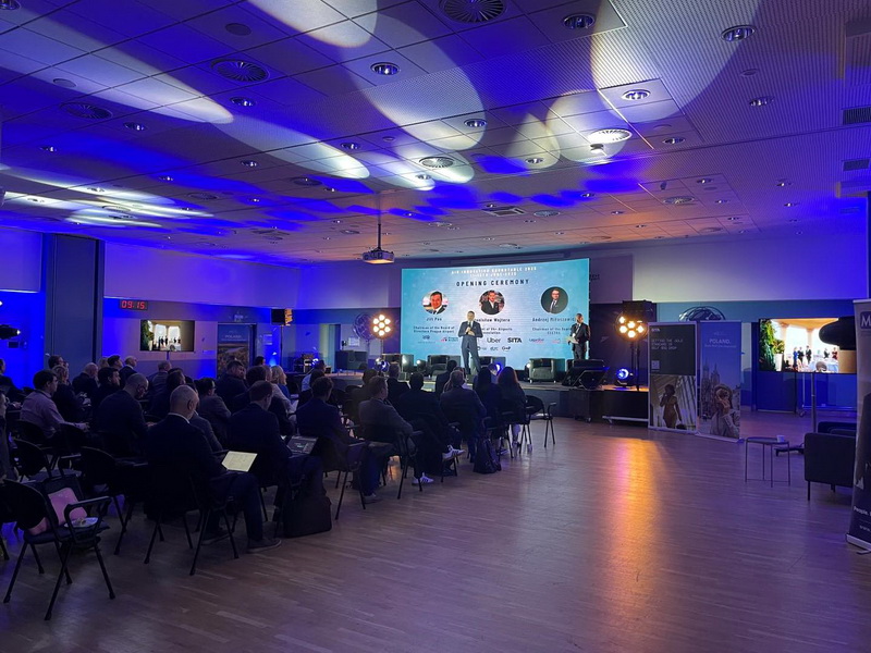 O bilă albă pentru directorul general al Aeroportului Internațional Satu Mare