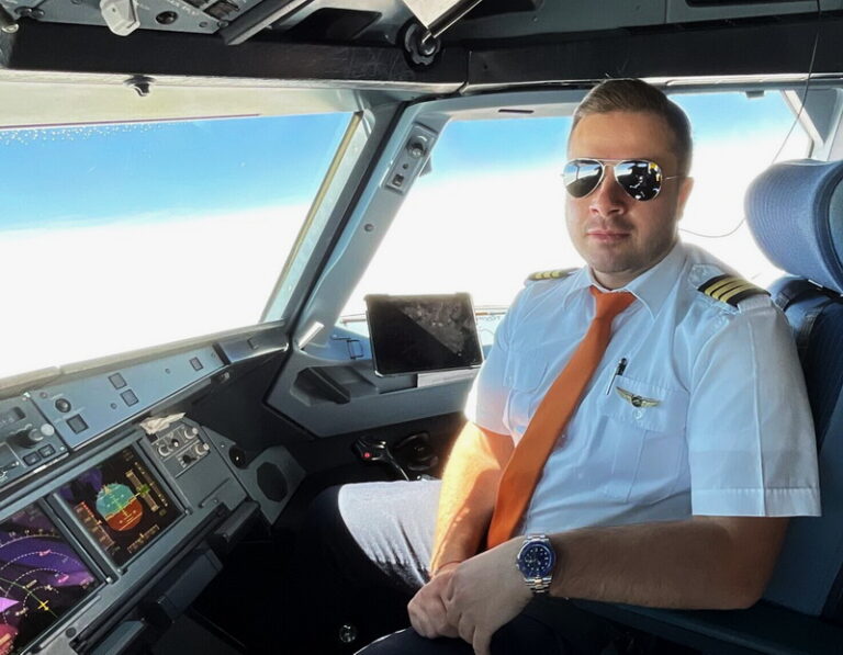Ami a crezut în visul său și obține calificarea de pilot pe aeronavele Airbus A350