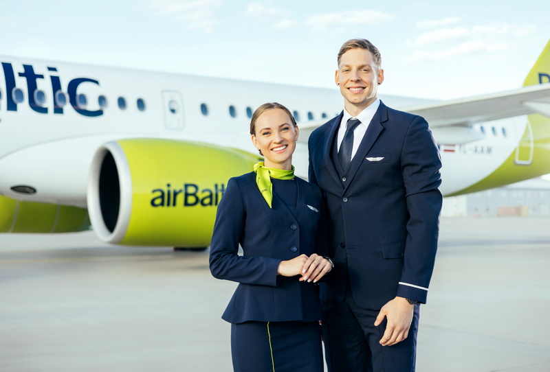 3 decenii de existență a companiei airBaltic