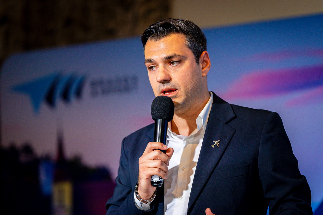 Asociația Companiilor Aeriene Românești „Carpathia” – de la vis la realitate