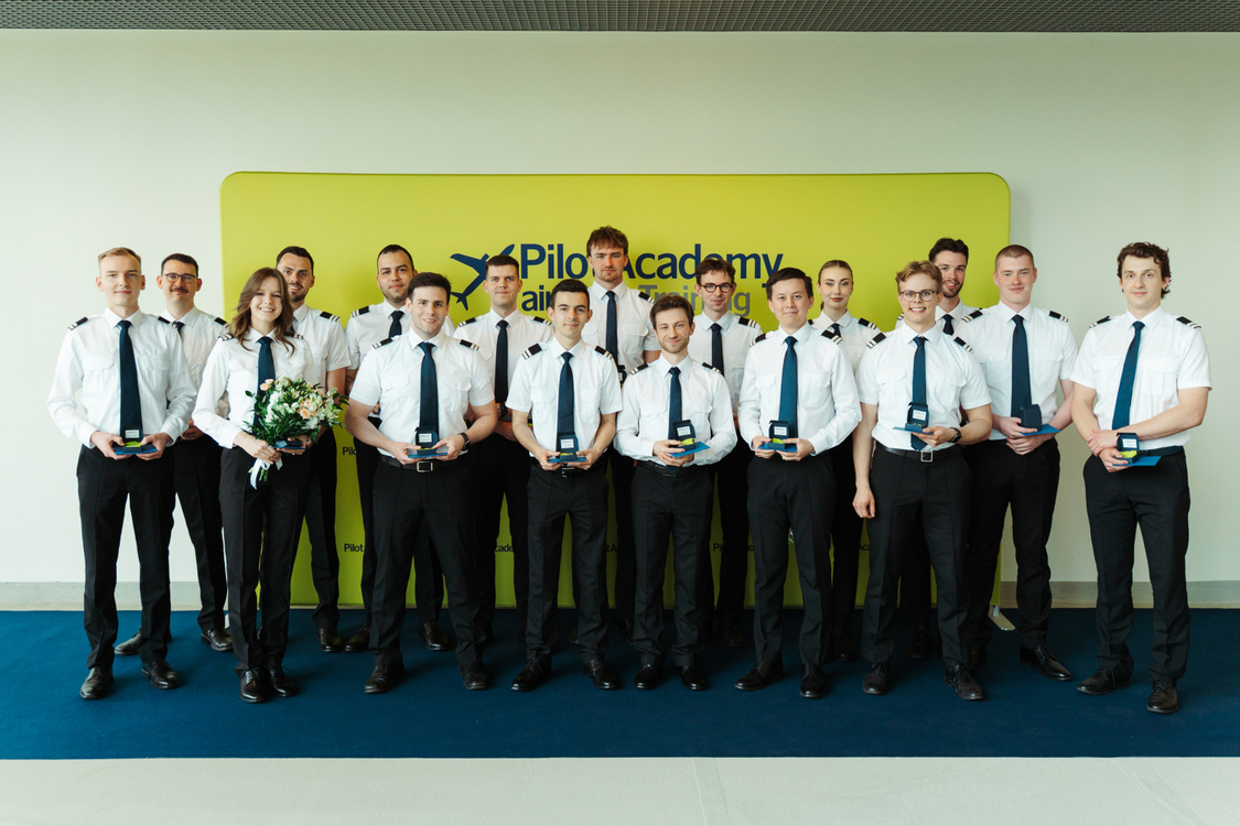 2026_05_22_airBaltic_Pilot_Academy_Graduation_1