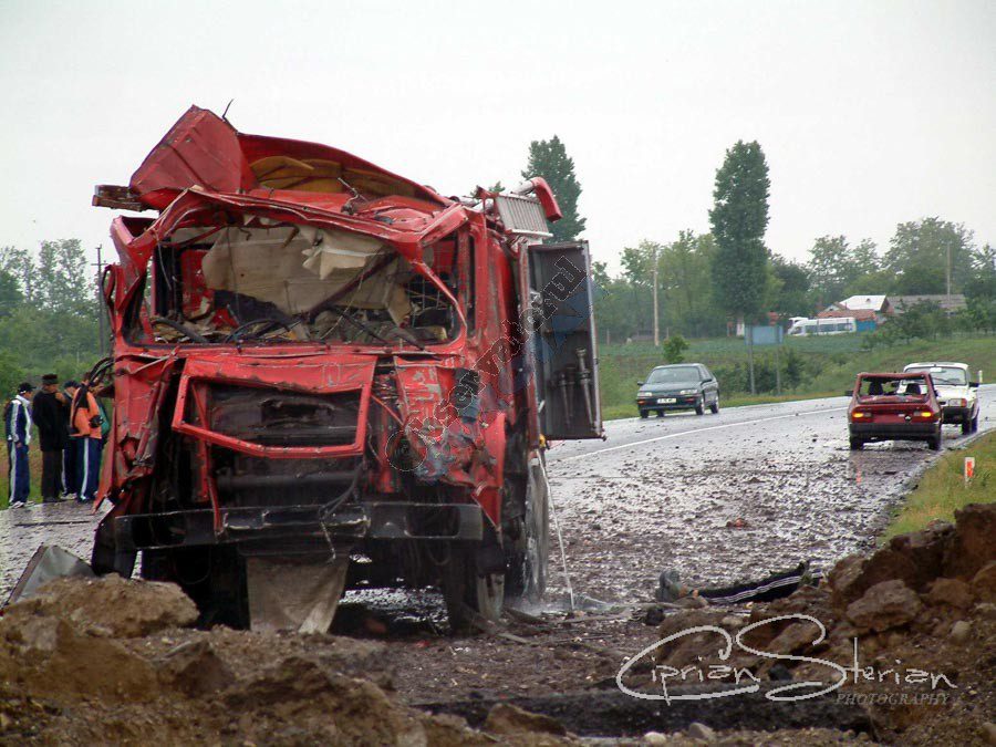 File de jurnal: Remember Mihăilești 24 mai 2004