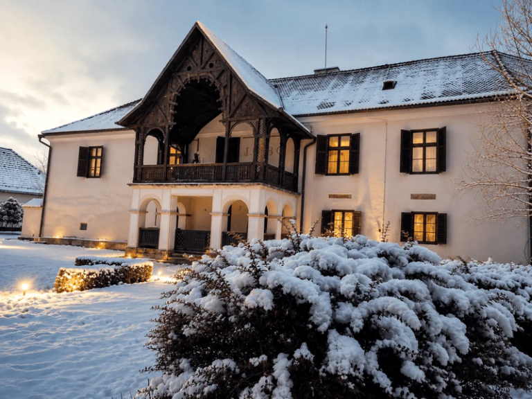 Castelul Daniel: ,,Patru nopți de sărbătoare, relaxare și magie de iarnă în Transilvania”