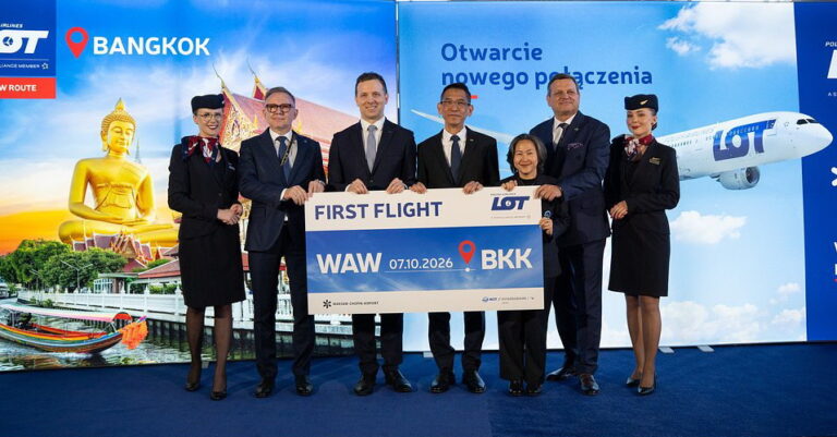 LOT Polish Airlines reia zborurile către o destinație din Asia